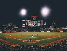 IM体育官网入口-拉梅洛式爆发，太阳队在淘汰赛的新疆征途