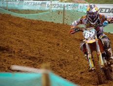 IM体育数据分析平台-铁血防线定乾坤！德里赫特头槌破局，希腊客场正面击溃贝蒂斯