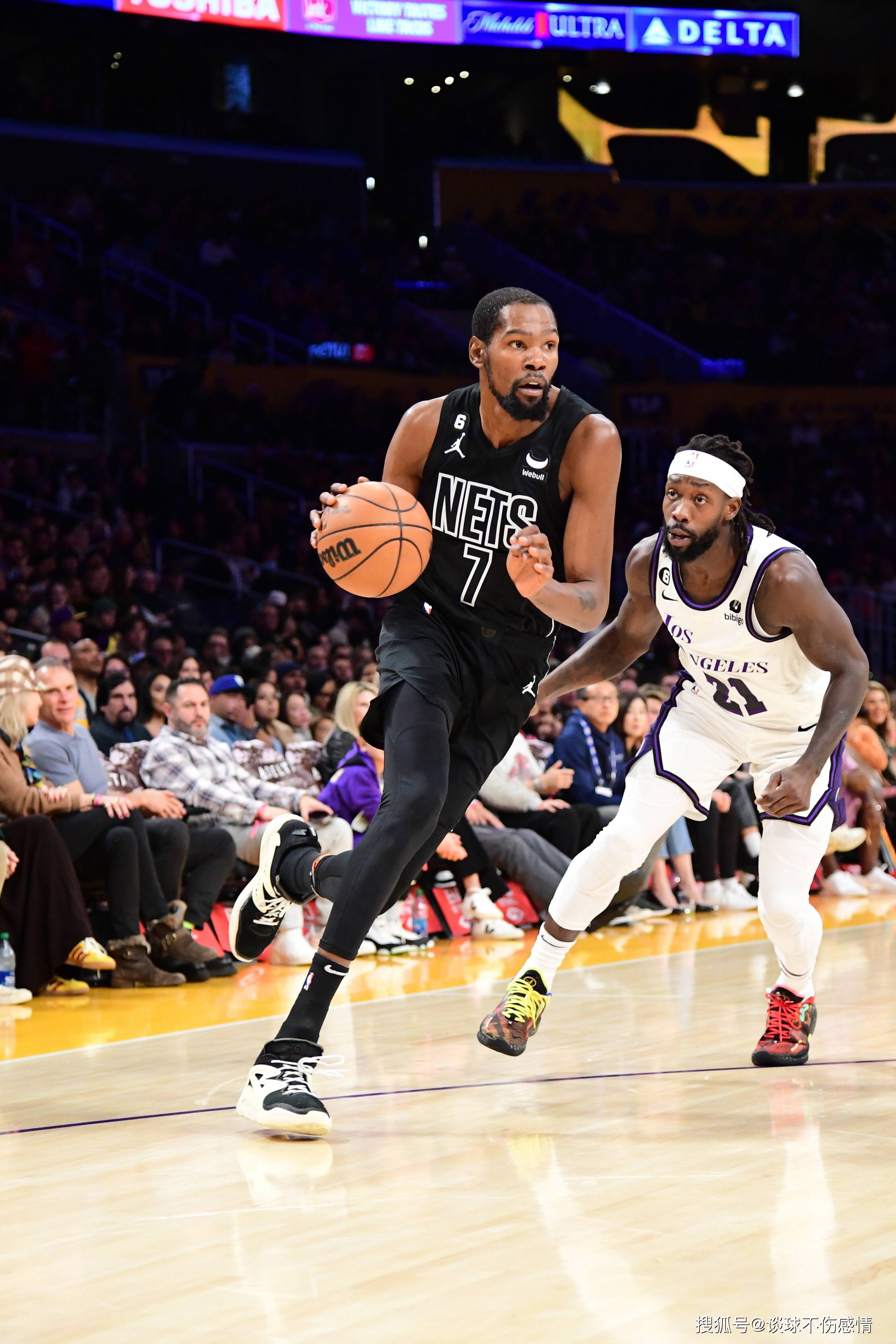 IM体育app-贝弗利获得最佳防守球员称号