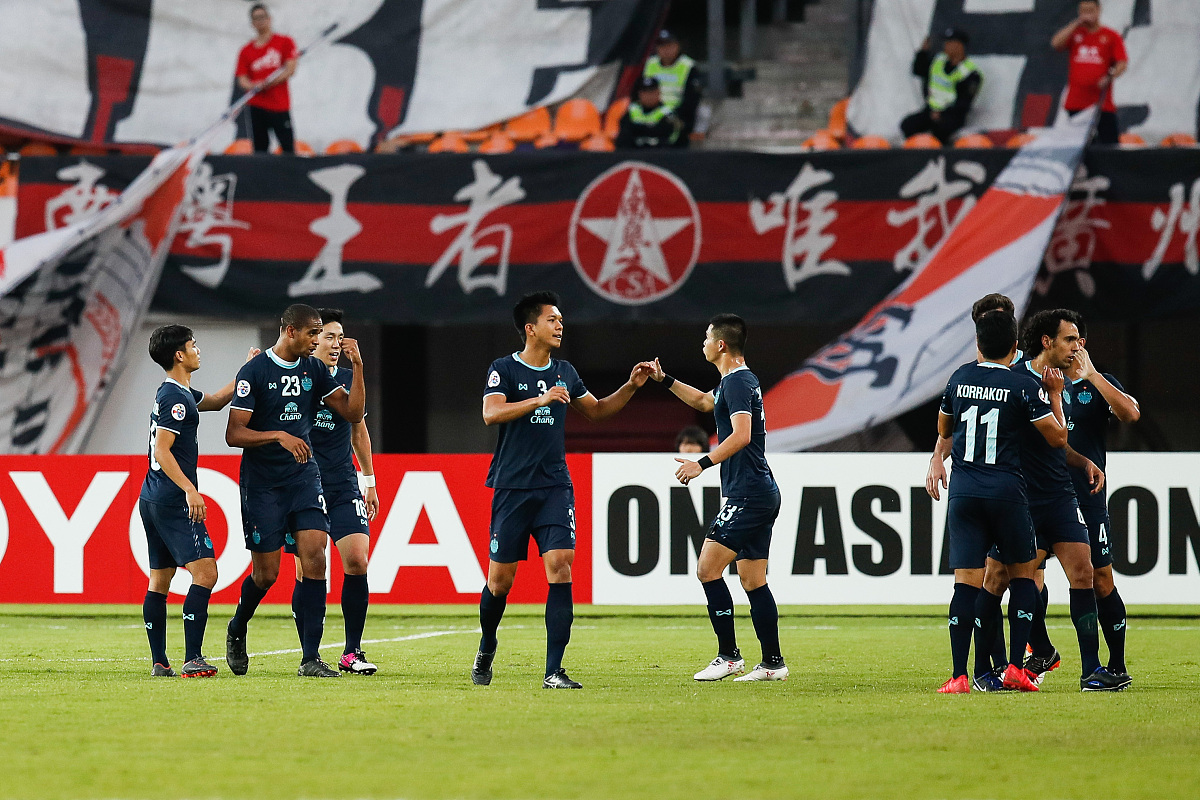 IM体育官方网-澳大利亚队在比赛中展现出色团队合作