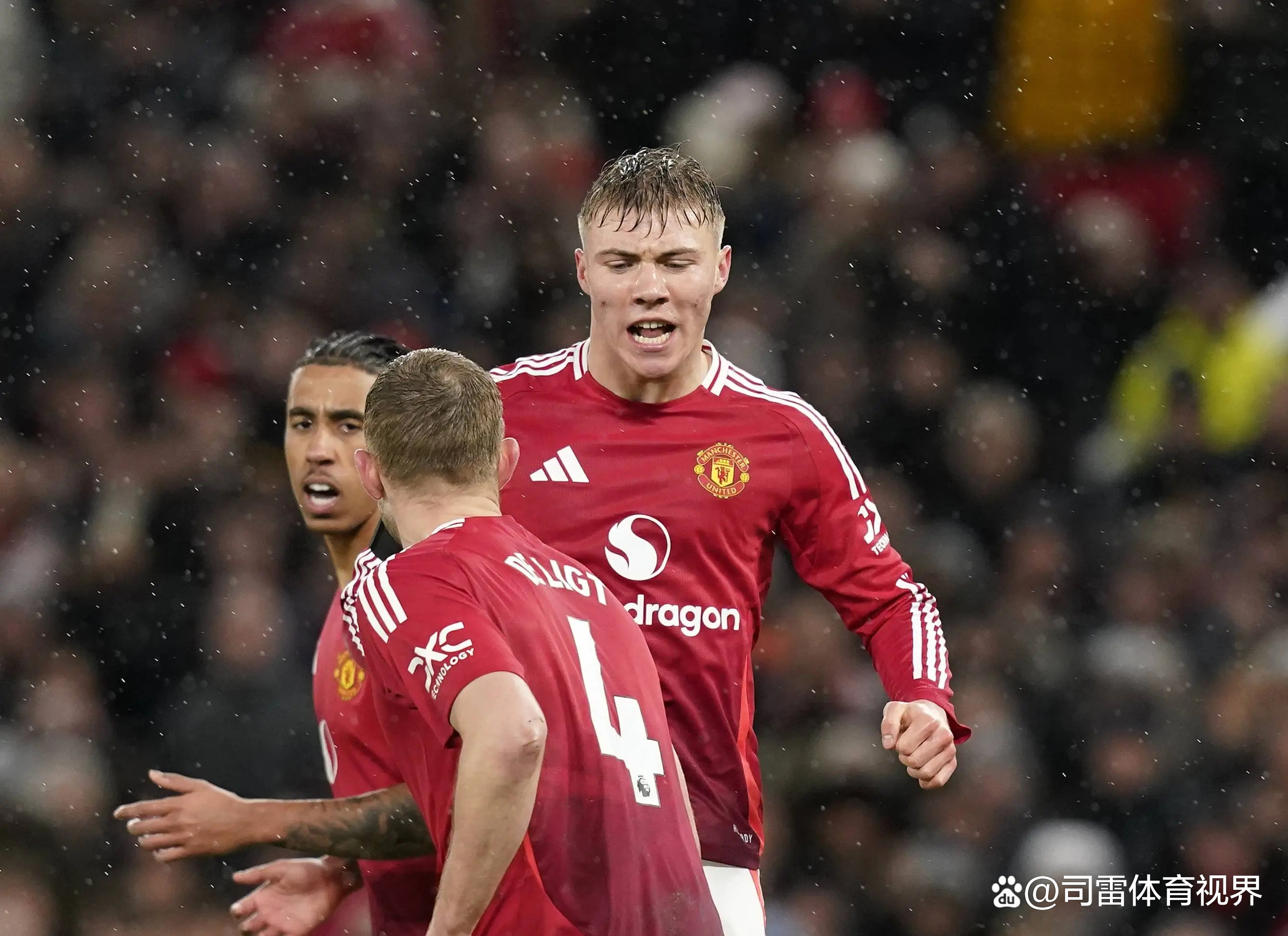 IM体育app-曼联主场逆转，继续向榜首发起冲击的简单介绍