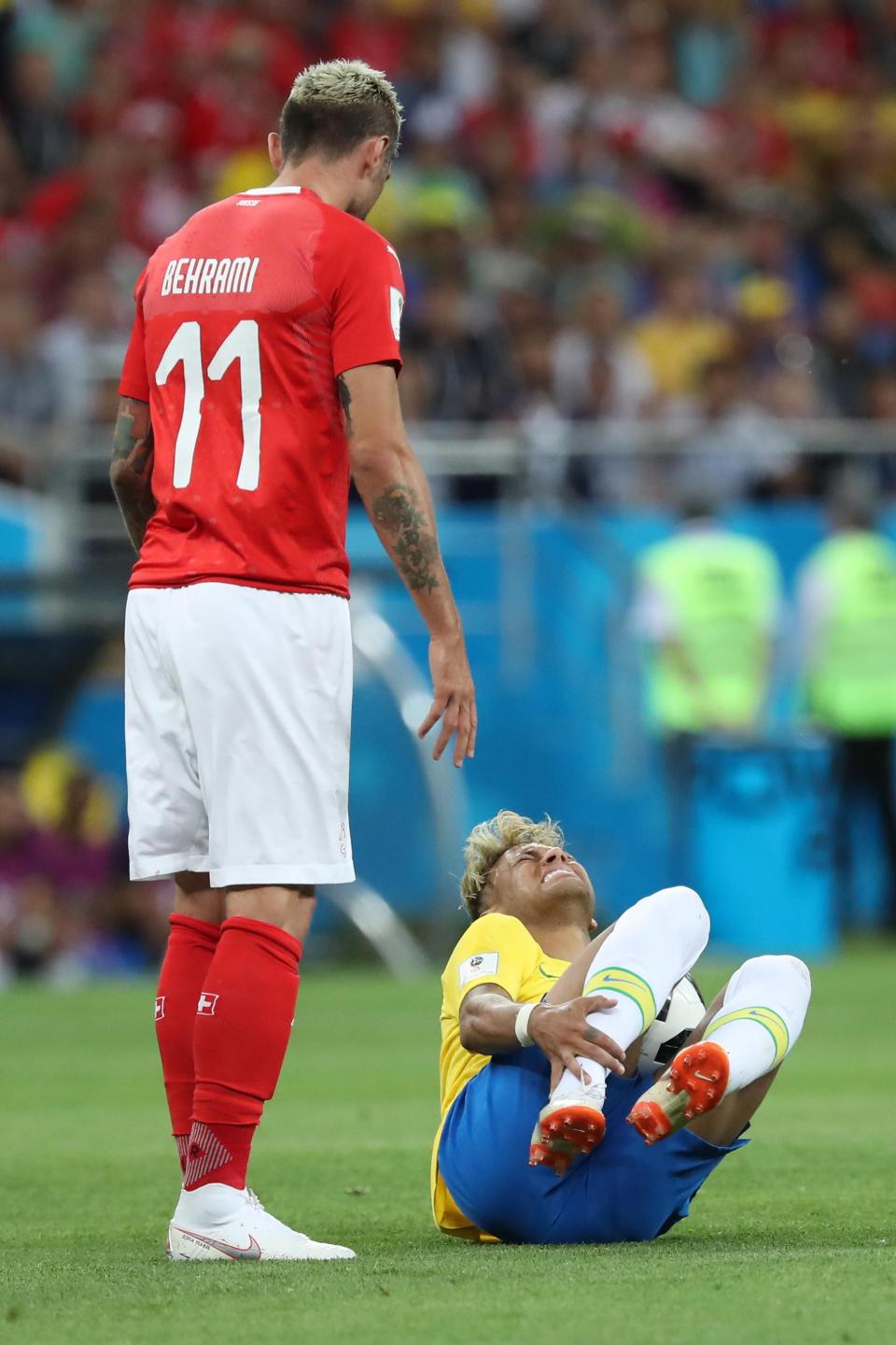 IM体育平台-包含瑞士逆转瑞典，内马尔统治全场的词条