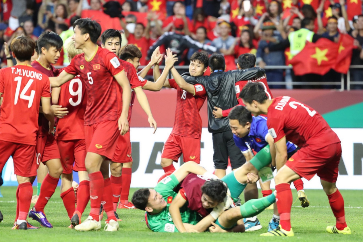 IM体育官方平台-韩国队力克印尼队，黄鸭组合带队取胜