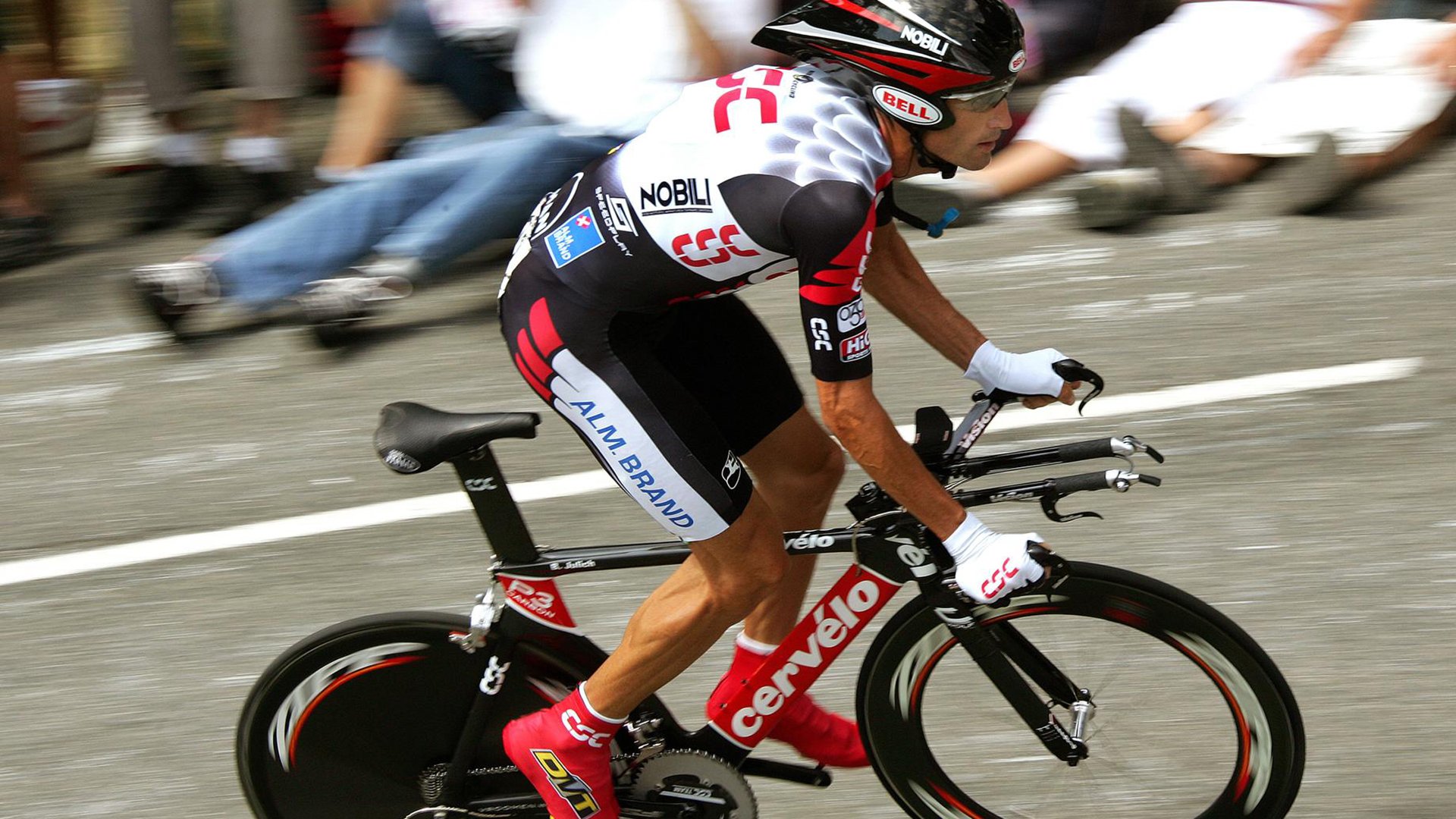 IM体育App下载-双星闪耀，从底特律到德甲，接管时刻的篮球哲学